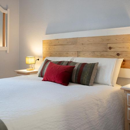 Apartamentos Alfaqueque B Севілья Екстер'єр фото